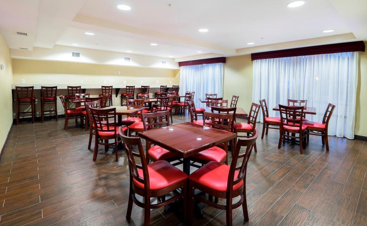 Red Roof Inn Plus+ & Suites Malone Exterior photo