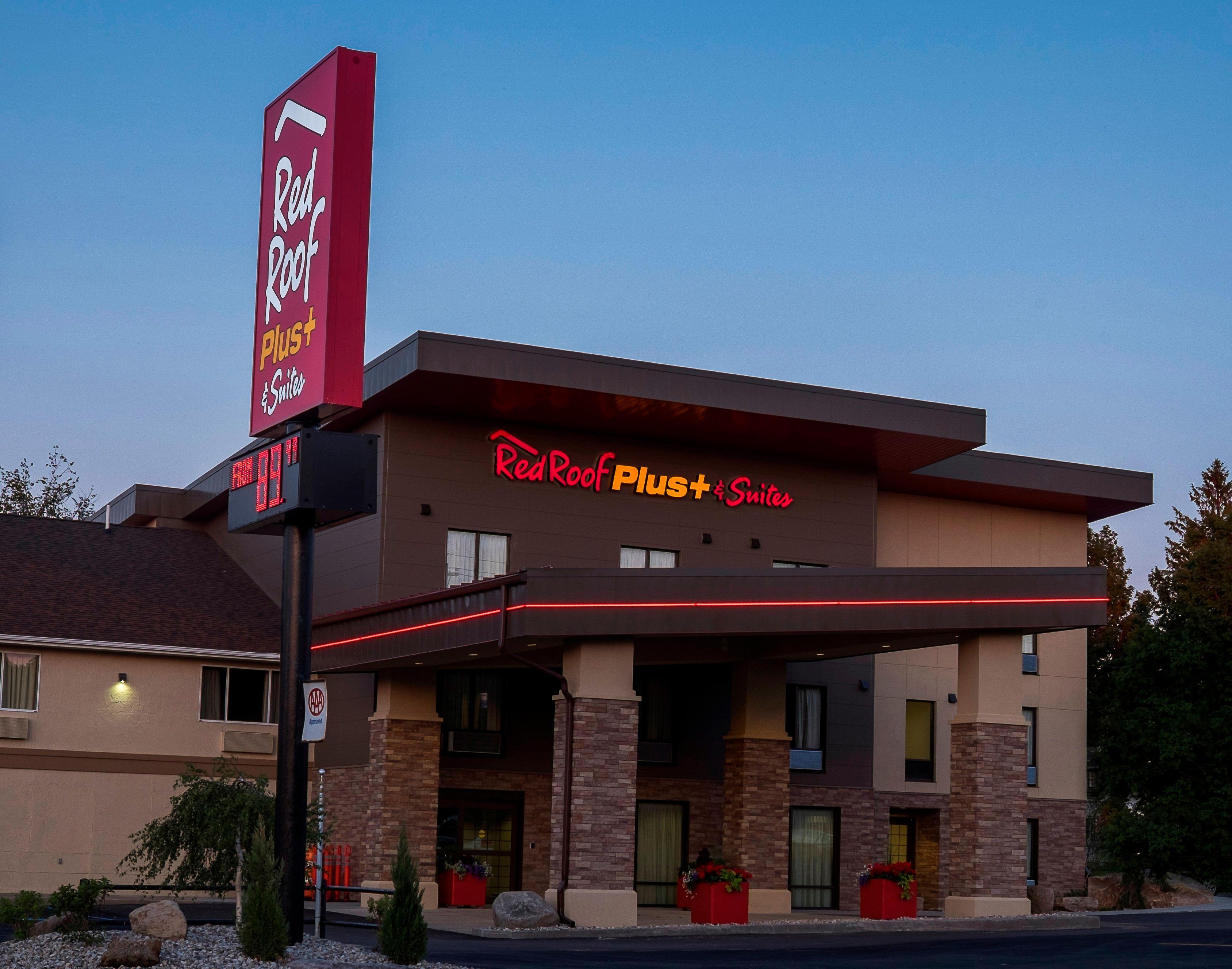 Red Roof Inn Plus+ & Suites Malone Exterior photo